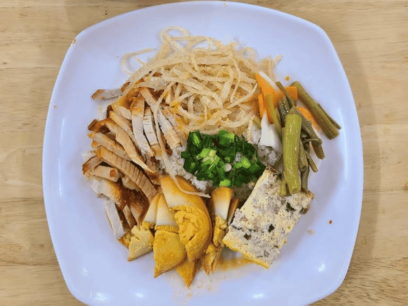 Bếp Cô Linh(Cơm Tấm Long Xuyên)