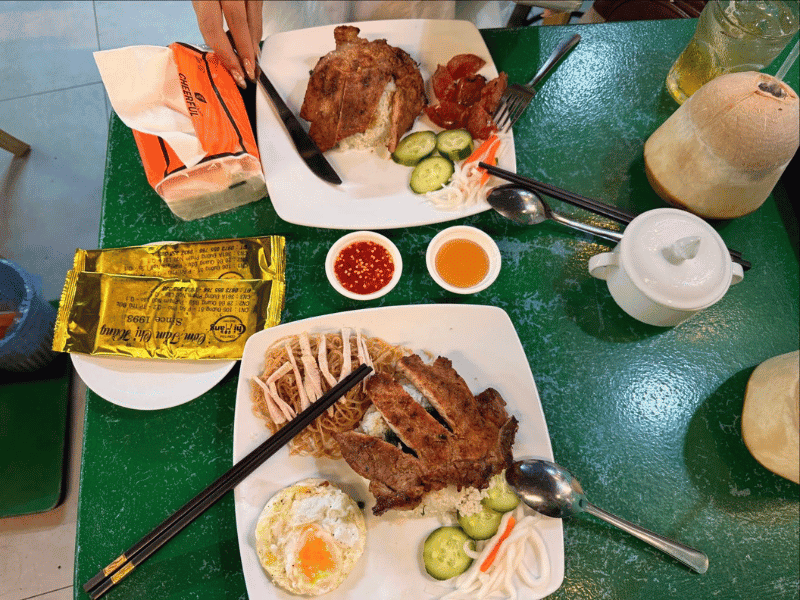 Cơm Tấm Chị Hằng - 361a Phạm Ngũ Lão, Phường Bến Thành