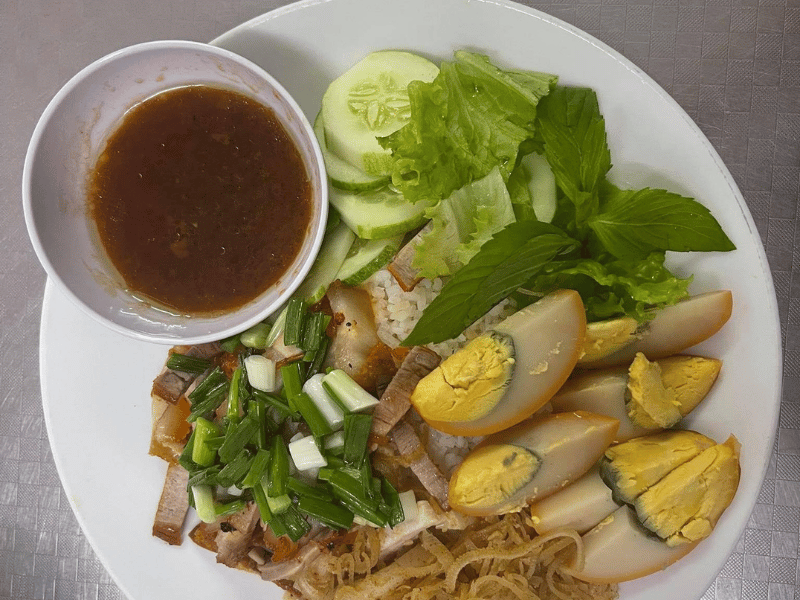 Cơm Tấm Long Xuyên Thùy Dương