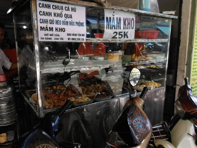 Cơm Tấm Cô Hoa (Ngô Quyền)