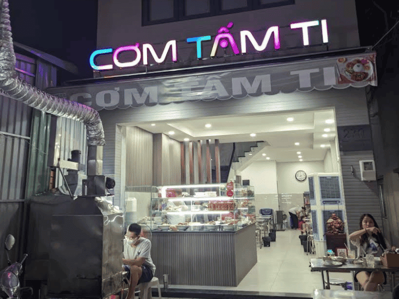 Cơm Tấm Ti