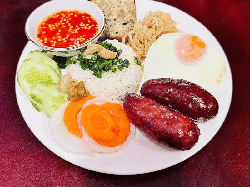 Cơm Tấm Mũi Tàu - Trần Phú